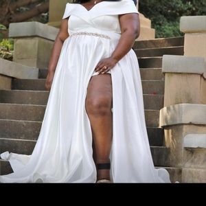 White prom or wedding dress